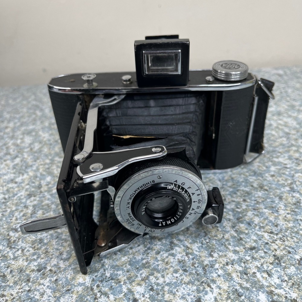 Agfa Ansco Viking Folding Camera Black Anastigmat f/6.3 Lens Vintage Display